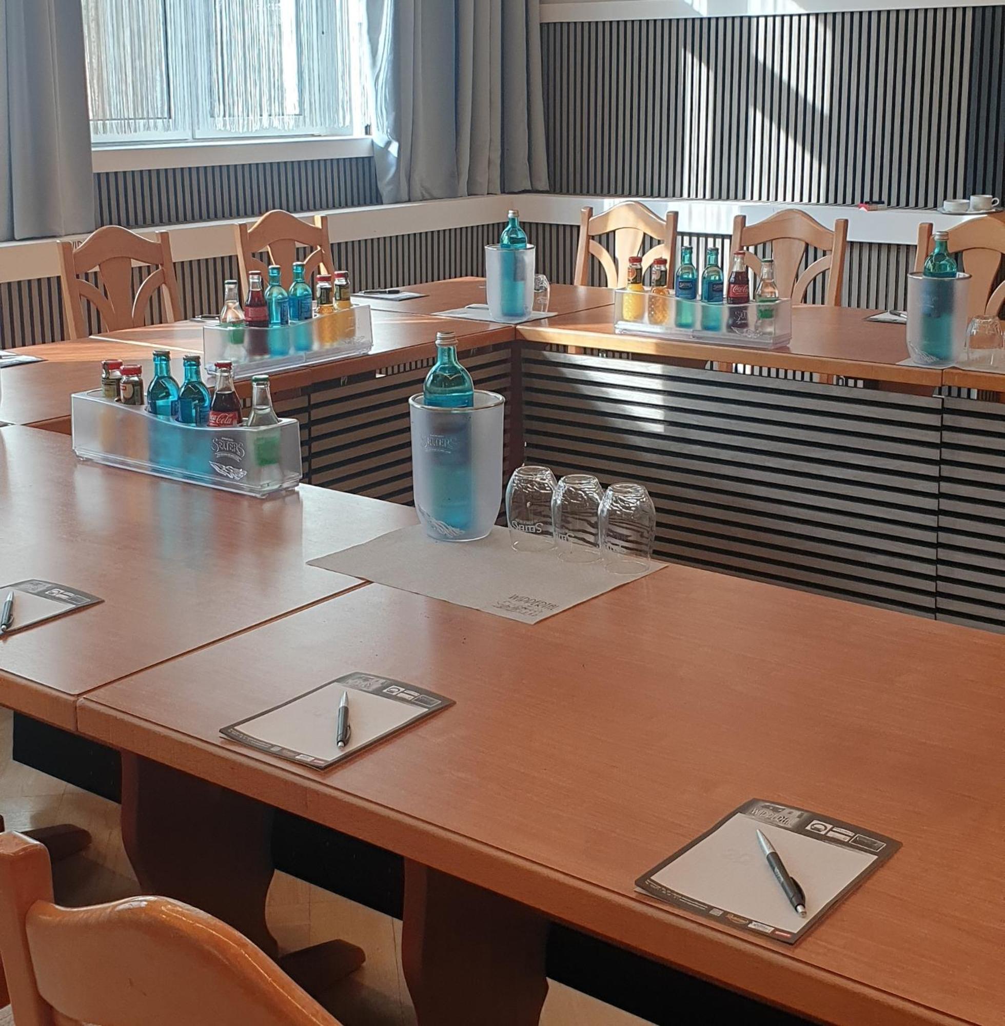 Hotel Wippertal - Voll Klimatisiert Bernburg Extérieur photo